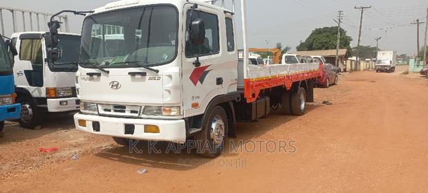 Hyundia 5ton Truck Full Air 8 Holes photo 3