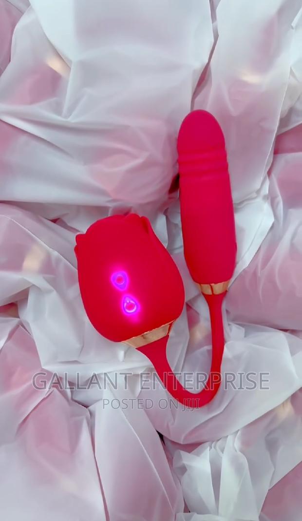Rose Sucking Dildo Vibrator Sex Toy for Women · Photo 3