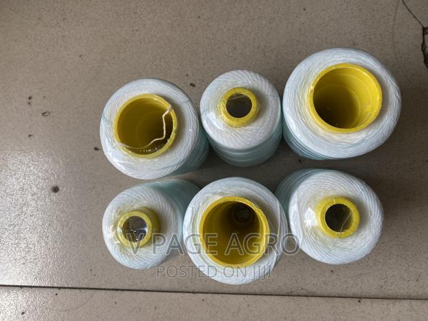 Sack Sewing Thread photo 3