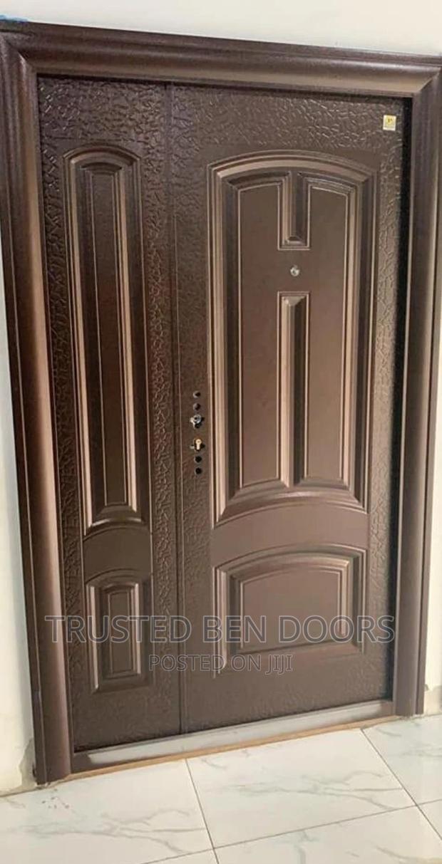 Paladin Standard One And Half Doors (More Colors+Designs) · Photo 2