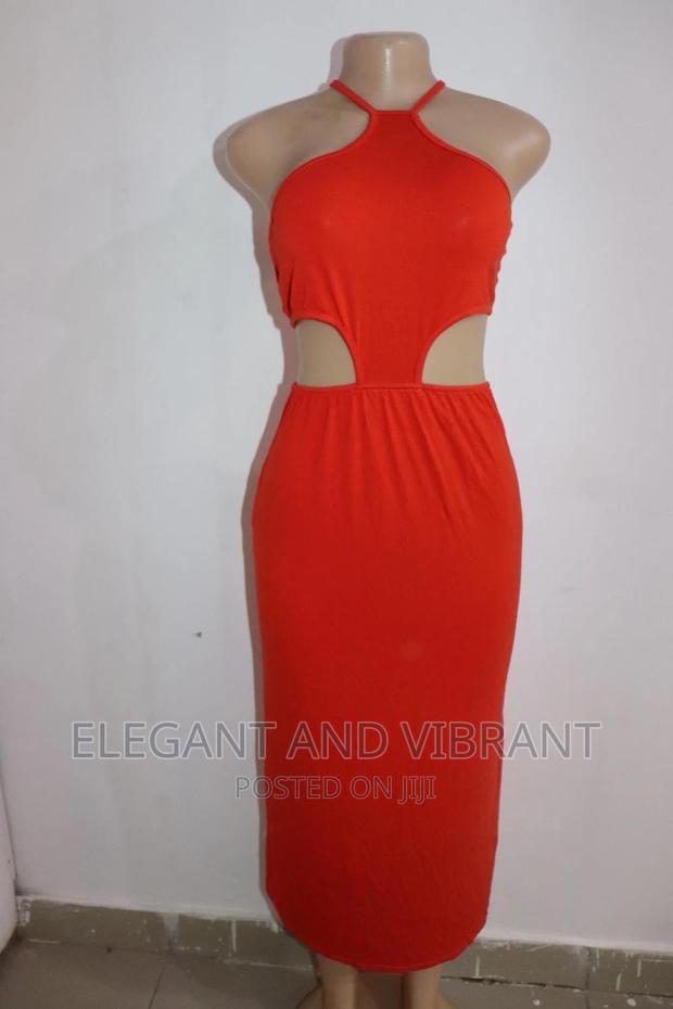 Beautiful Hug Dress From the Uk photo 3