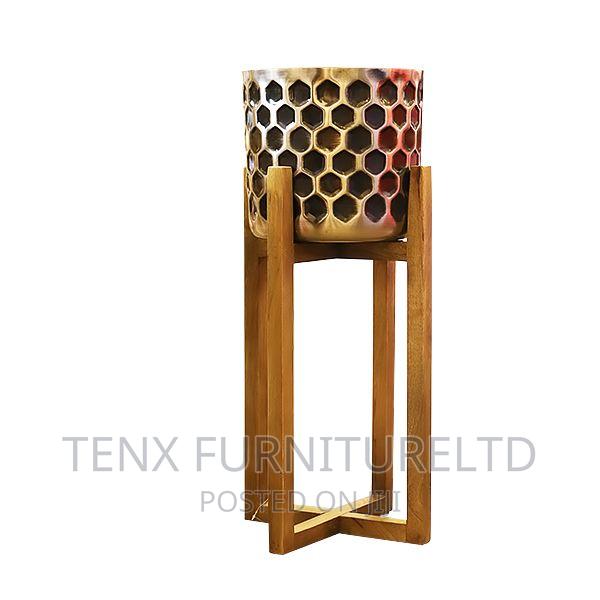 Decor Planter With Wooden Stand Medium photo 2