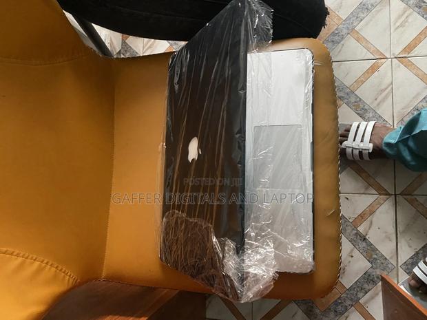 New Laptop Apple MacBook 2013 8GB Intel Core I7 SSD 256GB photo 2