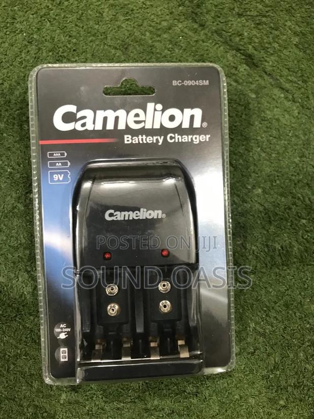 Camelion Battery Charger · Photo 3