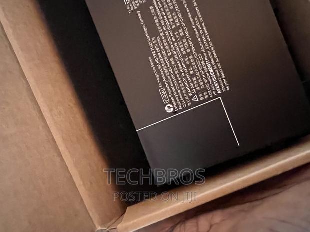 Original HP Battery Zbook 15 G3 G4,17 G3 Workstation VV09XL · Photo 4