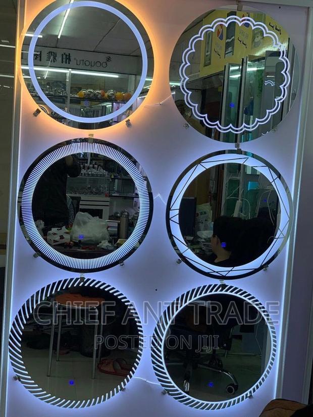 LED Mirrior. Touchscreen. 60cm · Photo 3