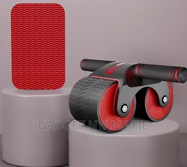 Automatic Rebound AB Wheel Roller · Photo 4