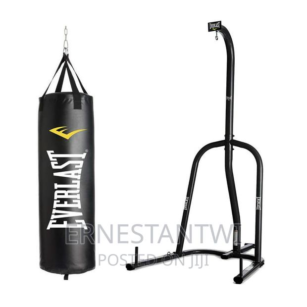 Heavy Wieght Punching Bag Stand · Photo 4