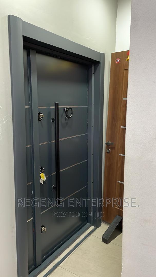 Regeng Exclusive Gray Security Door · Photo 2