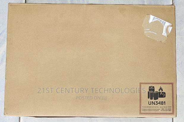 New Laptop Dell Alienware M18X 32GB AMD Ryzen 9 SSD 1T · Photo 4