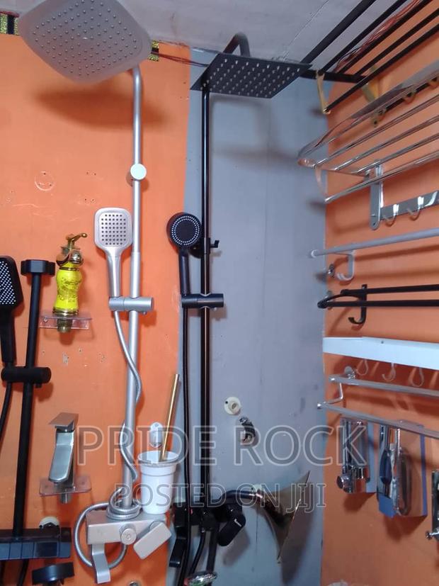 Black Shower Pole, Rain Shower, Three in One Tap, Mixture · Photo 3