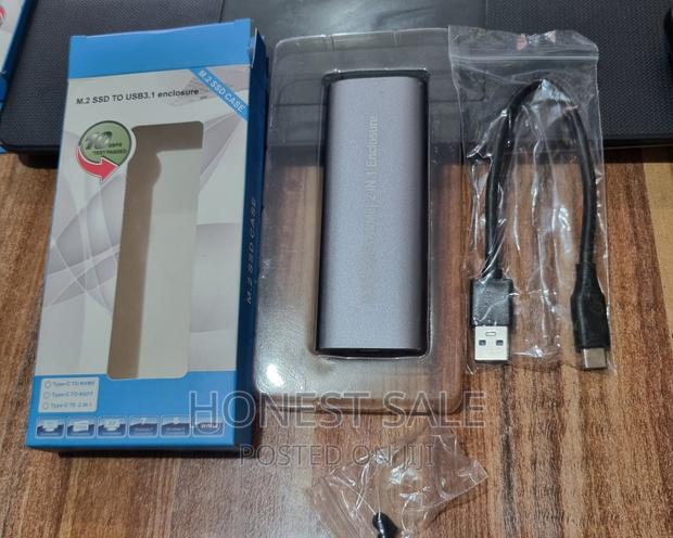 SSD Hard Disk Enclosure · Photo 3