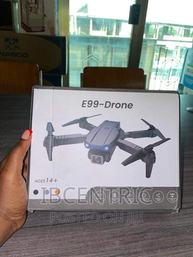E99 Dual Camera Drone photo 3