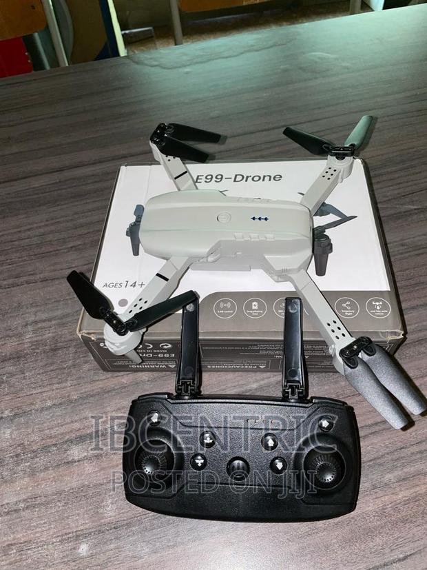 E99 Dual Camera Drone photo 4