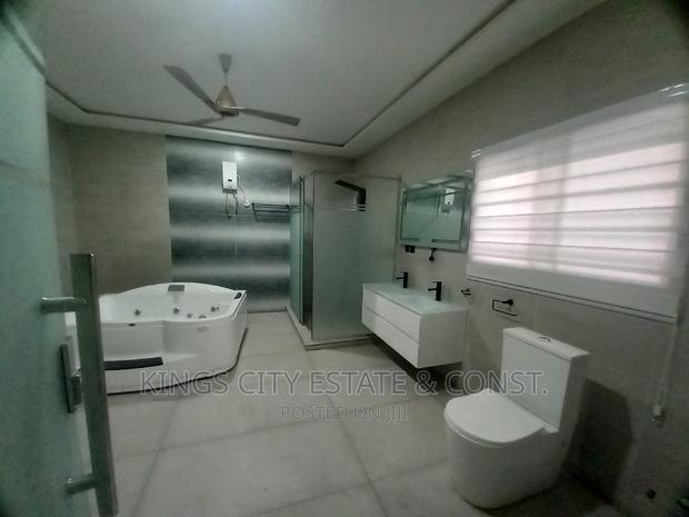 5bdrm Mansion in Ola-Secondary-Sch, Tantra Hills for sale photo 10