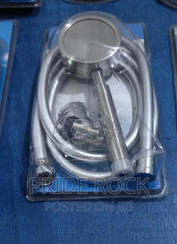 Hand Held Shower Set, Chain and Handle, Telephone Shower · Photo 2