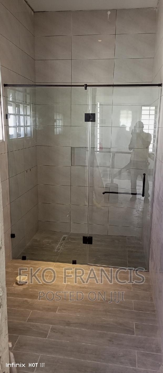 Shower Glass Enclosure 1 · Photo 1