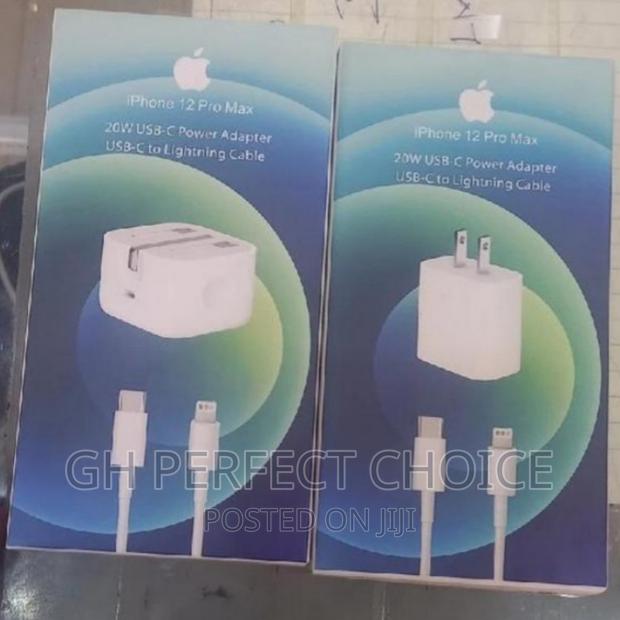Peculiar iPhone Type C Fast Charger · Photo 1