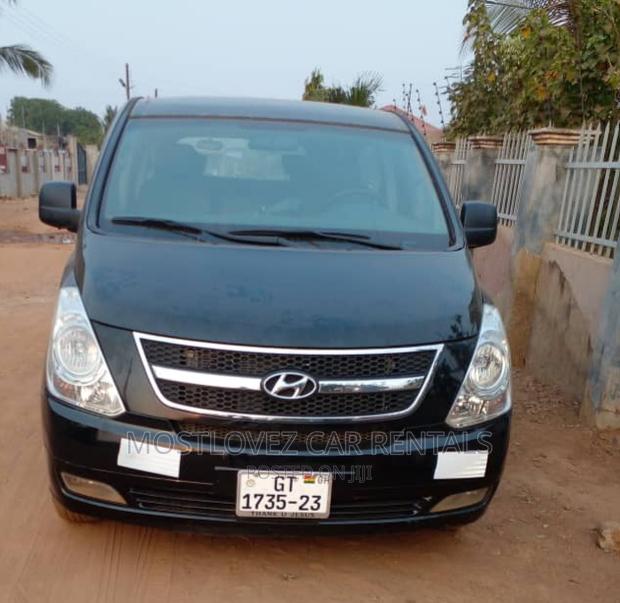 Car Rental in Ghana- Mini Black Vans for Rent- · Photo 3