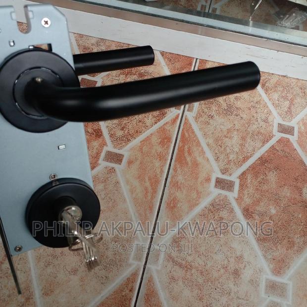 Door Lock(Italian Model) photo 5