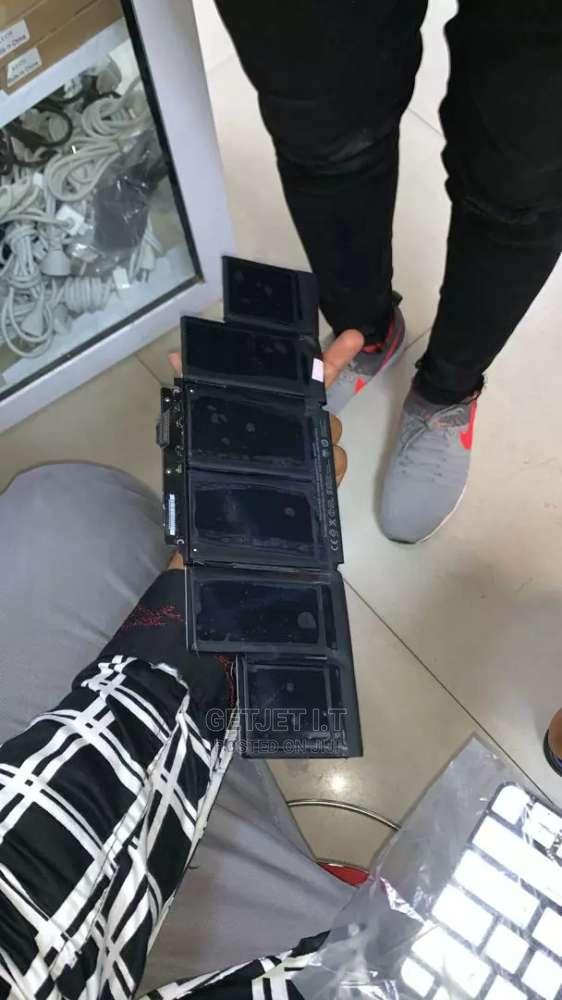 Quality Macbook Laptop Batteries For Sale photo 2