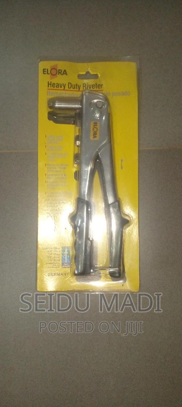 Heavy Duty Rivet Gun · Photo 2