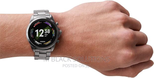 Fossil Gen 6 Smartwatch Smoke Stainless Steel · Photo 3