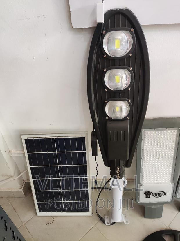 150w Unique Solar Light · Photo 2