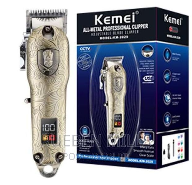 Adjustable Blade Cordless Hair Clipper Barbering Machine · Photo 4