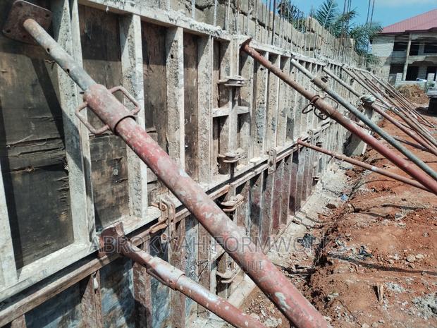 Acrojacks/Props/Formworks/Retaining Wall/Decking/Pillar/Rent photo 2