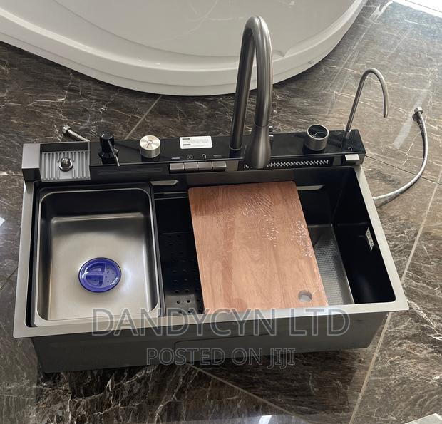 Automatic Kitchen Sink · Photo 3