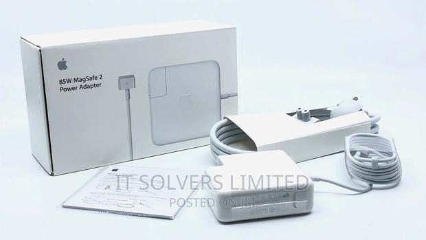 Apple 16.5V 3.65(M2) Original · Photo 4