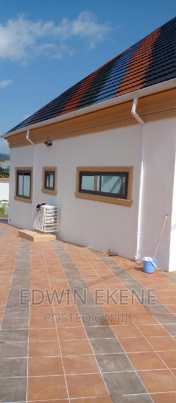 Euro Stone Coated Tiles · Photo 2