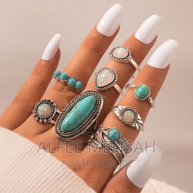 Ethnic Style Retro Fashion Carved Feather Ring Fashion