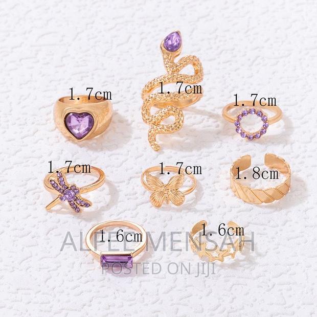 Crossboarder Gold Butterfly Star Ring 8-piece Set