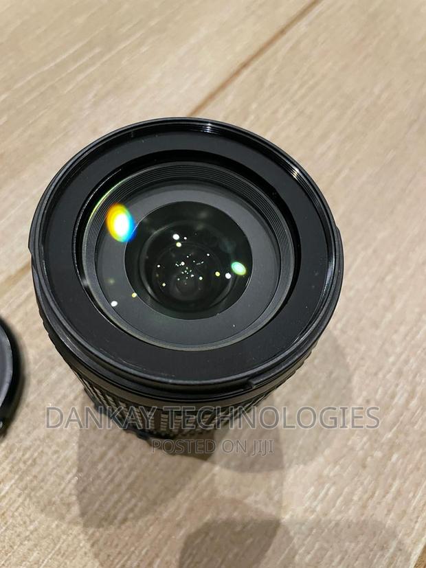 Nikon 55-200mm VR Lens
