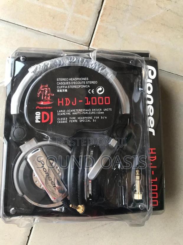 Pioneer HDJ-1000 DJ Headphones · Photo 4