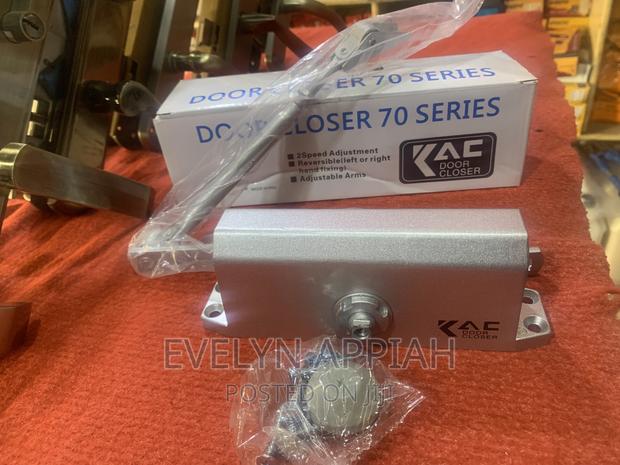 Door Closer Smal Size · Photo 3