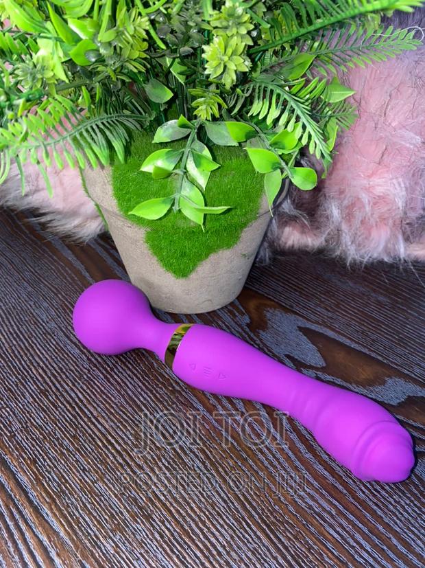 Double Sided Vibrator Wand · Photo 4