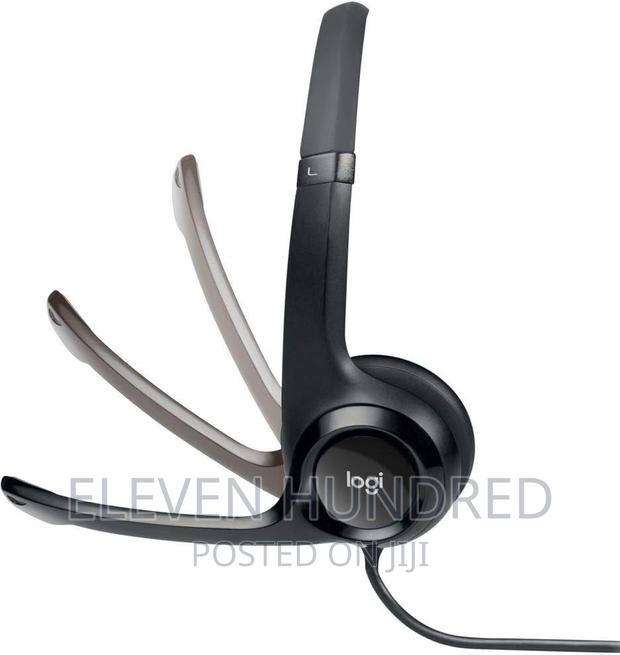 Headset Workstation (Logitech) · Photo 3