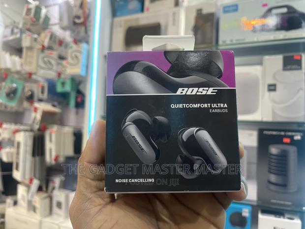 Bose Quietcomfort Ultra Earbuds · Photo 3