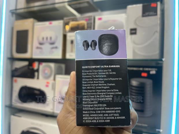 Bose Quietcomfort Ultra Earbuds · Photo 4