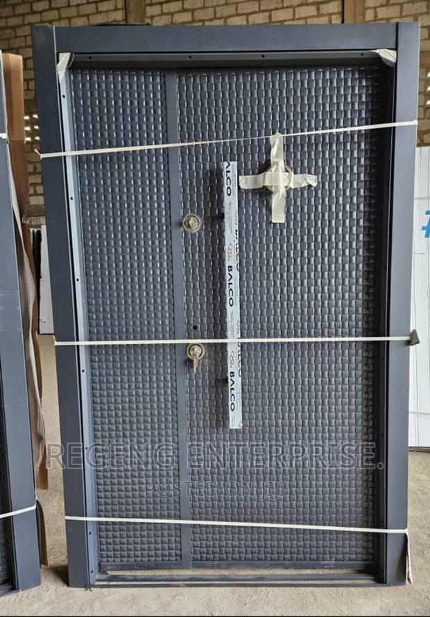 Heavy Gray Metal Secret Door · Photo 2