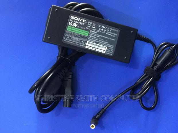 Sony 19.5v Laptop Charger · Photo 3