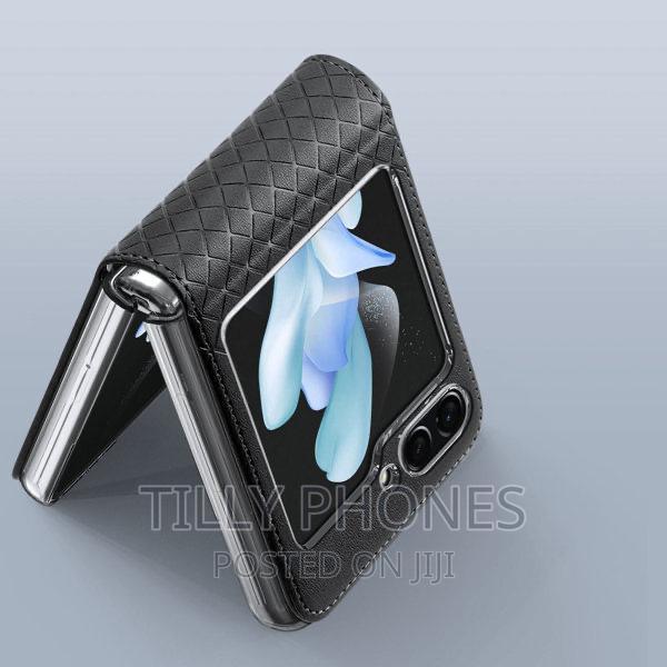 Galaxy Flip 5 Case · Photo 4