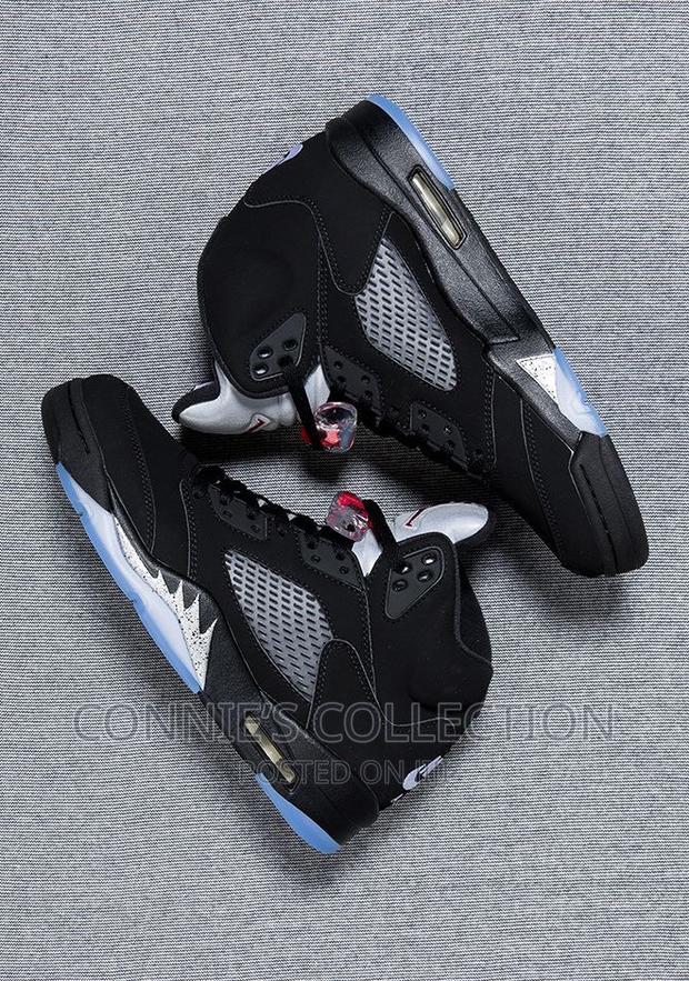 Air Jordan 5 · Photo 4