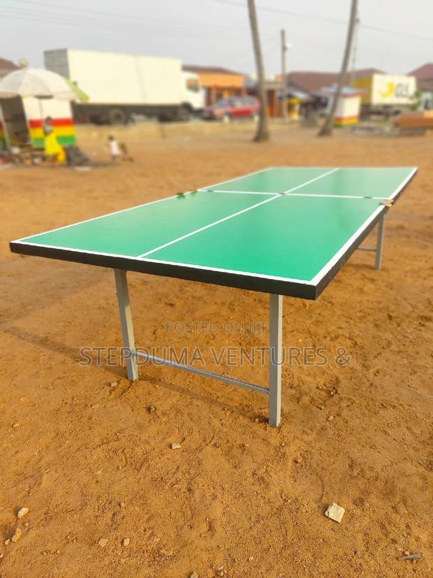 Tennis Table Board With Accessories · Photo 4