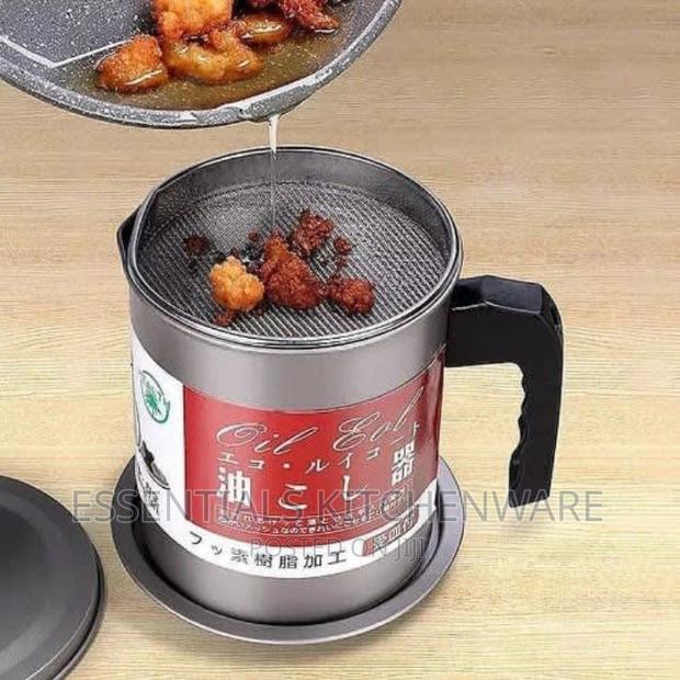 Stainless Steel Oil Sieve Storage Cup -1.4l · Photo 3