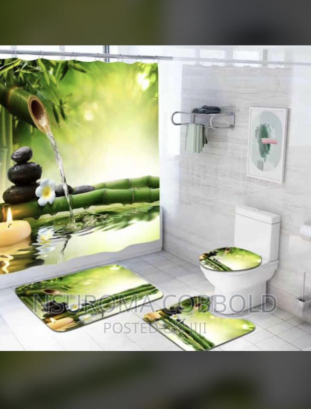 Bathroom Set 0.1 · Photo 1