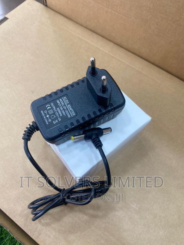 12V 2A Charger · Photo 4